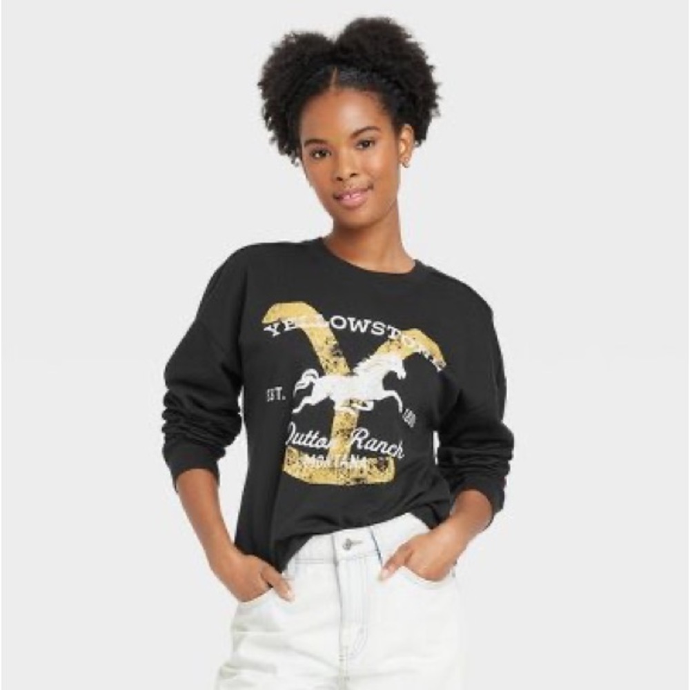 Yellowstone Dutton Ranch Graphic Sweatshirt NWT